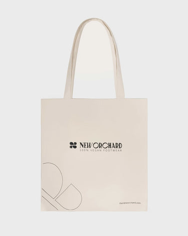 Sustainable off white tote bag