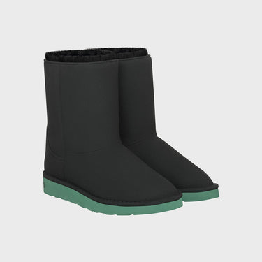 Black vegan boots with green sole – ethical and warm