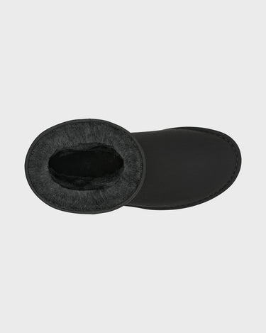 Black vegan ankle shoes with faux fur lining