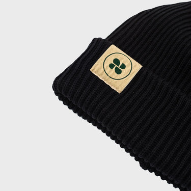 Black winter beanie – warm and comfortable for cold days