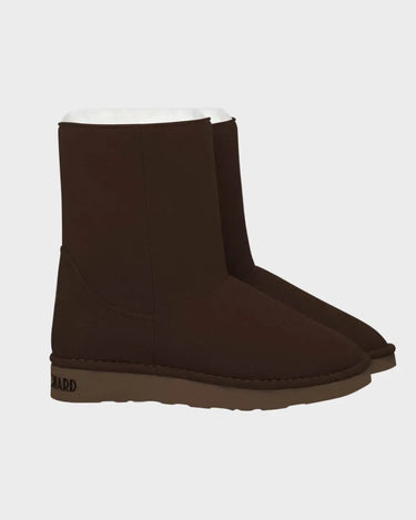 Cruelty-free dark brown boots with white faux fur – ugg-inspired