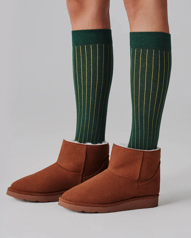 Sustainable vegan dark green knee-high socks