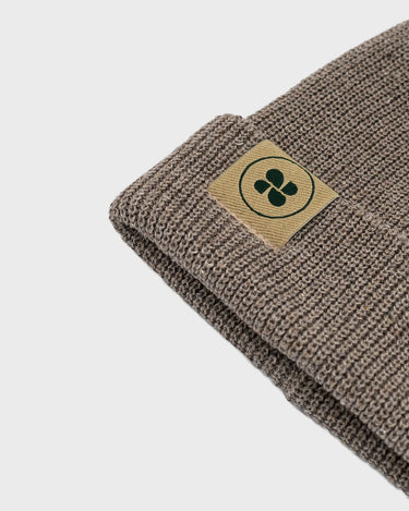 Vegan beige beanie – sustainable and cruelty-free