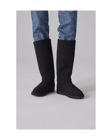 Vegan black long boots with sparkling crystals – chic and cruelty-free