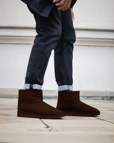 Vegan suede dark brown ankle shoes with warm lining