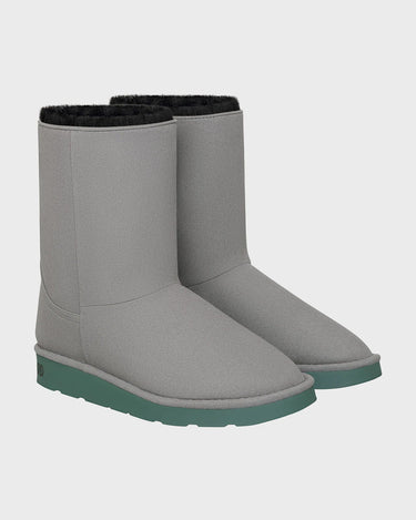 Vegan ugg-like boots in grey with green sole – unique and cruelty-free